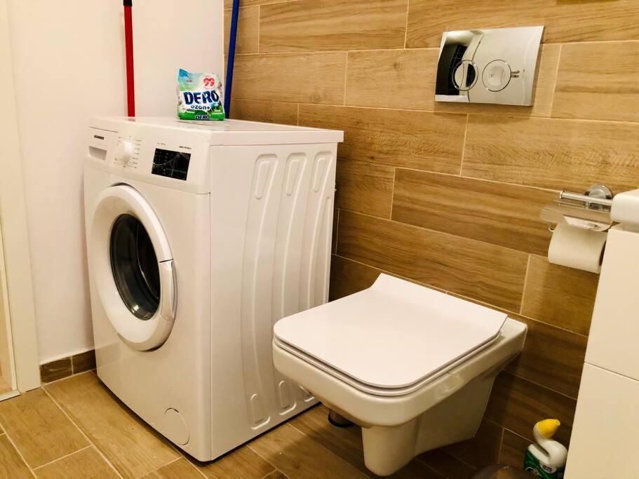 Joy City Stay Vivalia V6B-64 Timişoara Extérieur photo